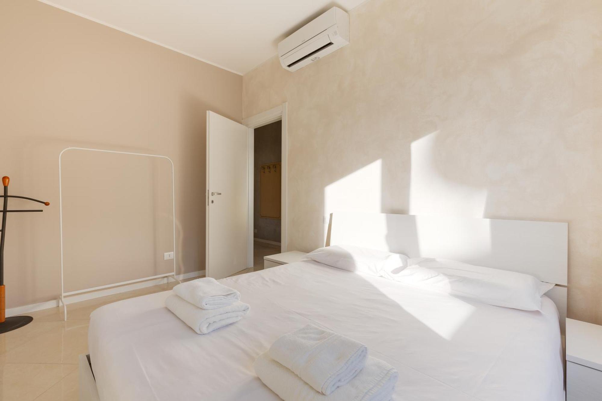 Niguarda Bright Apartment W/ Balcony Milan Exterior photo
