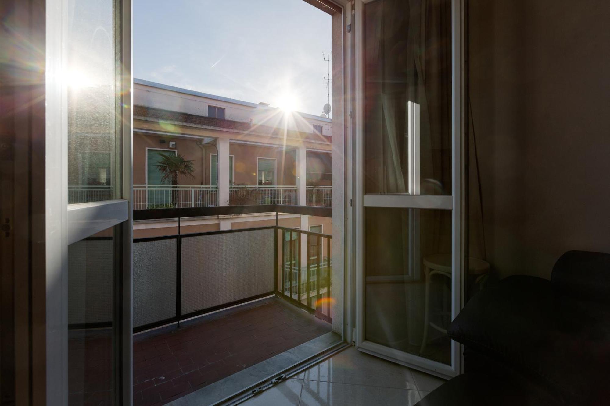 Niguarda Bright Apartment W/ Balcony Milan Exterior photo